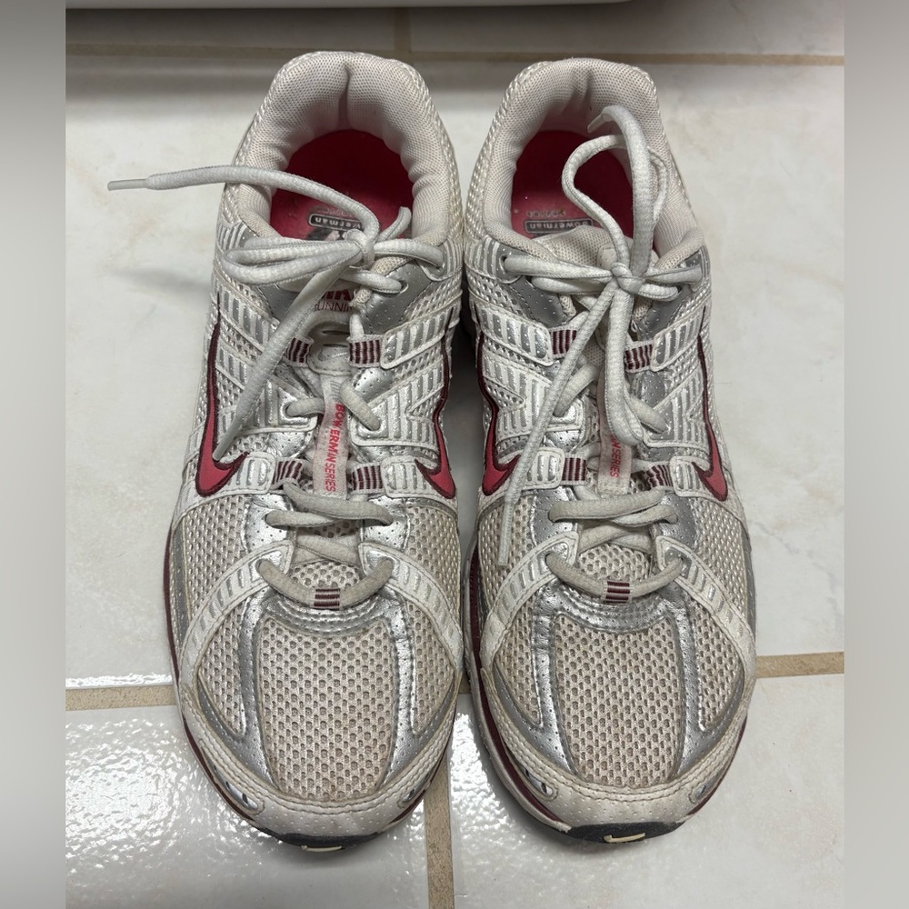 Women’s Nike Air Pegasus Athletic Sneakers